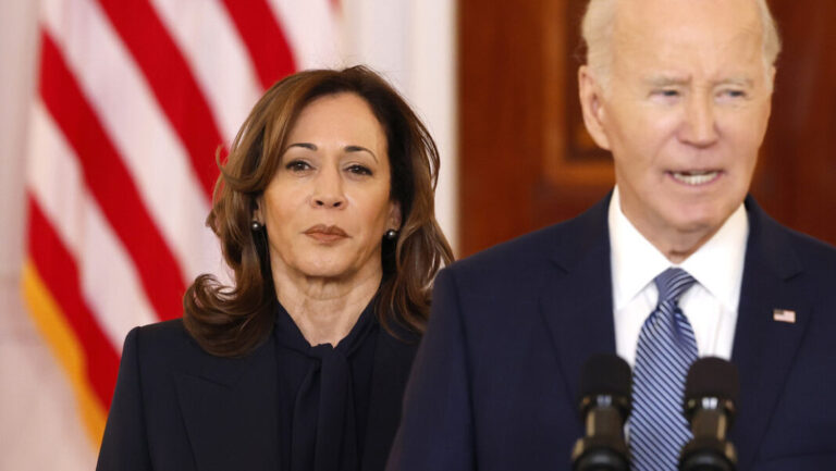 «Enojada y decepcionada»: Kamala Harris critica duramente a Joe Biden