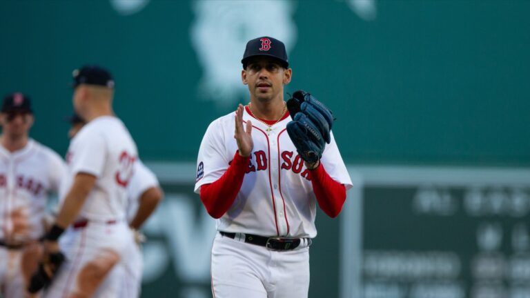 Medias Rojas ganan el último juego de la temporada y aseguran el segundo comodín