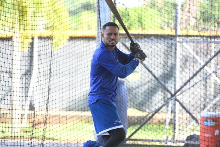 Núñez, De León y Medina se unen a los Tigres del Licey