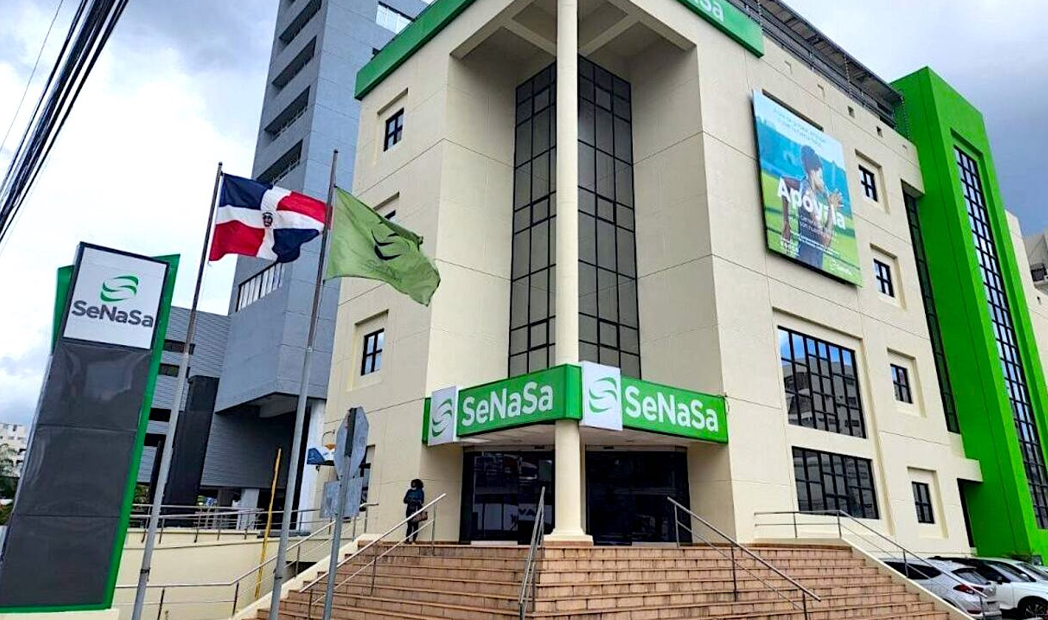 Presidente Abinader designa comisión técnica del Consejo del Seguro Nacional de Salud (CoSeNaSa)