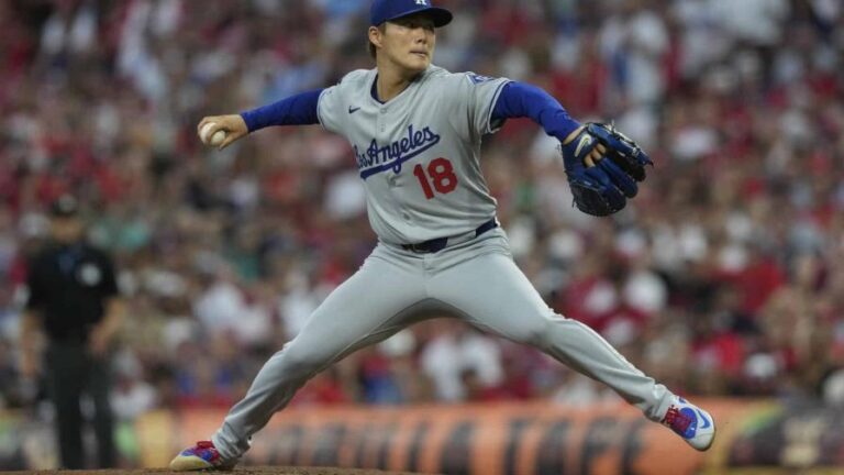 Yamamoto lanzaba no-hitter con 2 out en la 9na, pero Dodgers son dejados en el terreno