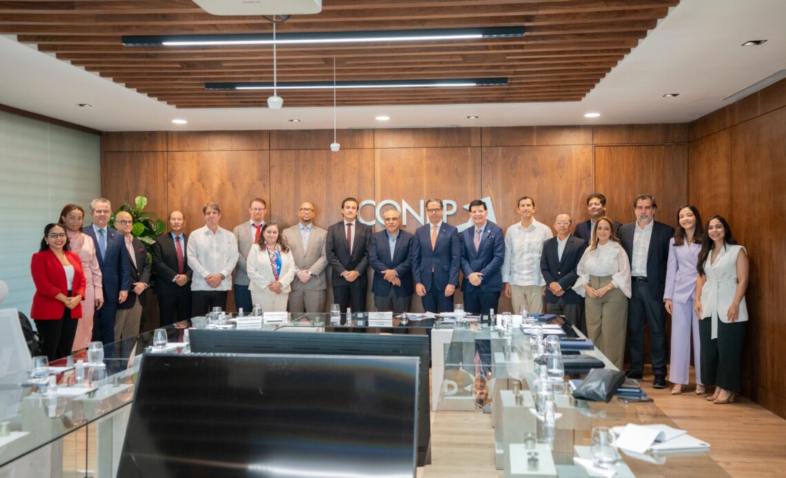 Misión del FMI se reúne con el Conep para pasar balance a economía de RD