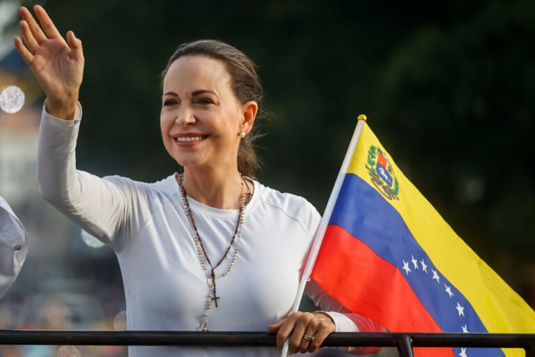 María Corina Machado agradece a Luis Abinader por sus palabras tras recibir el Premio Nobel de la Paz 2025