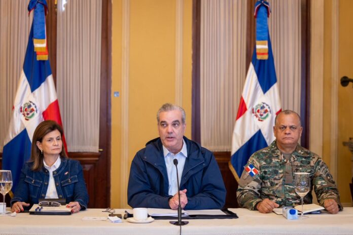 ABINADER LEVANTA