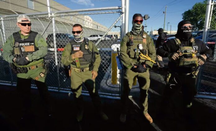 AGENTES DEL ICE