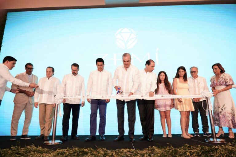 En inauguración del hotel Zemi Miches presidente Abinader destaca alianza público-privada