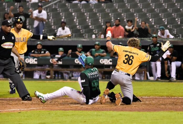 Águilas vencen a las Estrellas en el Tetelo Vargas