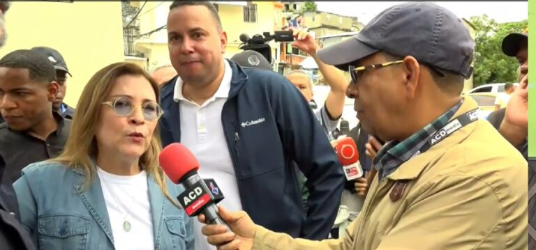 Carolina realiza jornadas de limpieza y visita cañadas en el Distrito Nacional