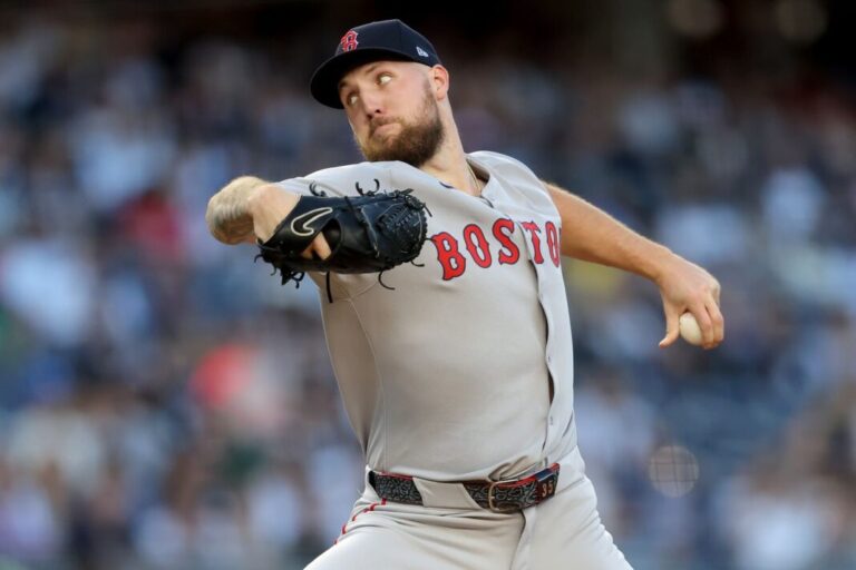 Crochet domina y los Medias Rojas arrancan la Serie del Comodín con triunfo sobre Yankees