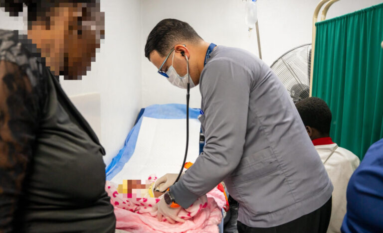 Migración refuerza atención médica integral a menores que están en el Centro de Procesamiento Migratorio de Haina