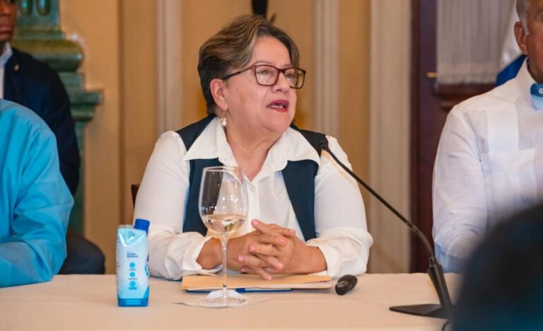 Directora del Indomet advierte lluvias por tormenta Melissa podrían superar los 150 milímetros en el litoral sur