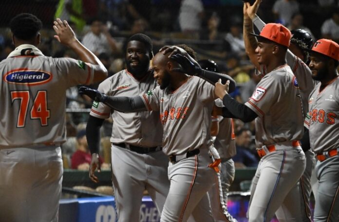 Grand Slam de Bryan De La Cruz