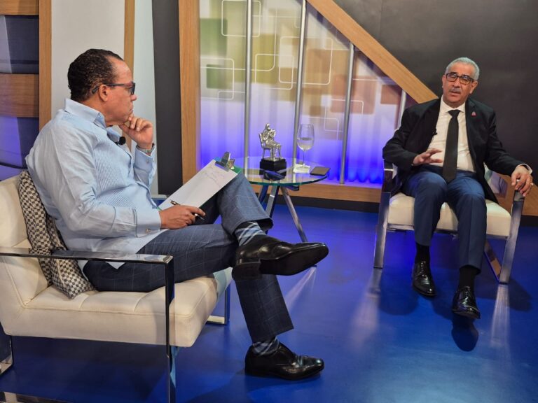 Dr. Carlos Sánchez: “El tema de Altos Costos es complejo y sensitivo; deseo una salud más preventiva que reactiva”