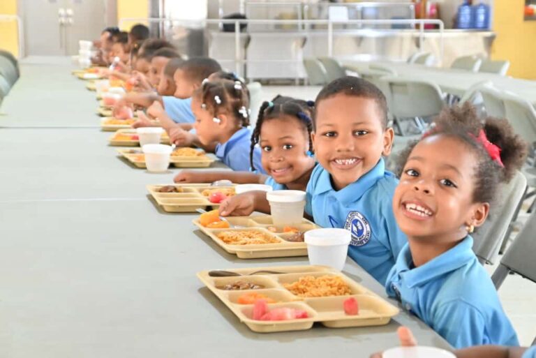 El INABIE resalta sus aportes a la disminución del hambre y la malnutrición a través de su Programa de Alimentación Escolar