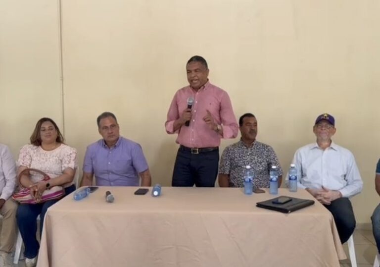 Yván Lorenzo: «Más de 33 mil productores de arroz podrían ir a la quiebra»