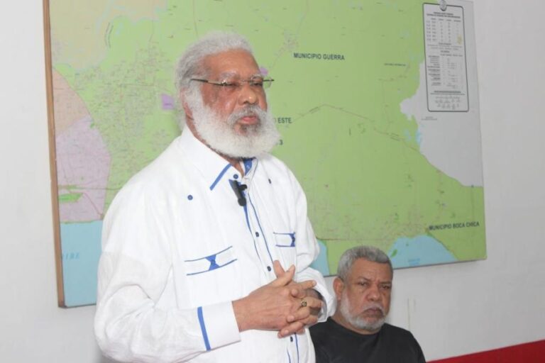 Juan Hubieres: Eliminando todos los subsidios de combustible, se pone fin a la mafia que genera más que el narcotráfico