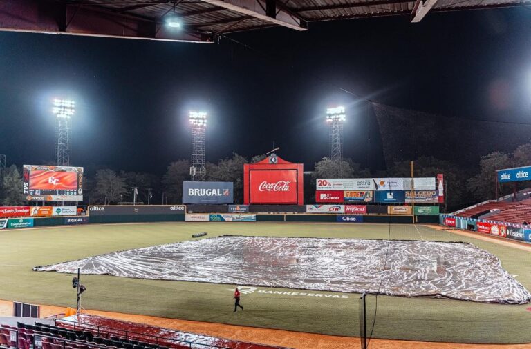 Liga de Béisbol Profesional pospone jornada de este martes por tormenta Melissa