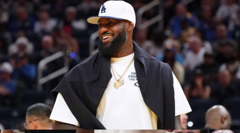 LeBron pone fecha a su regreso a las pistas