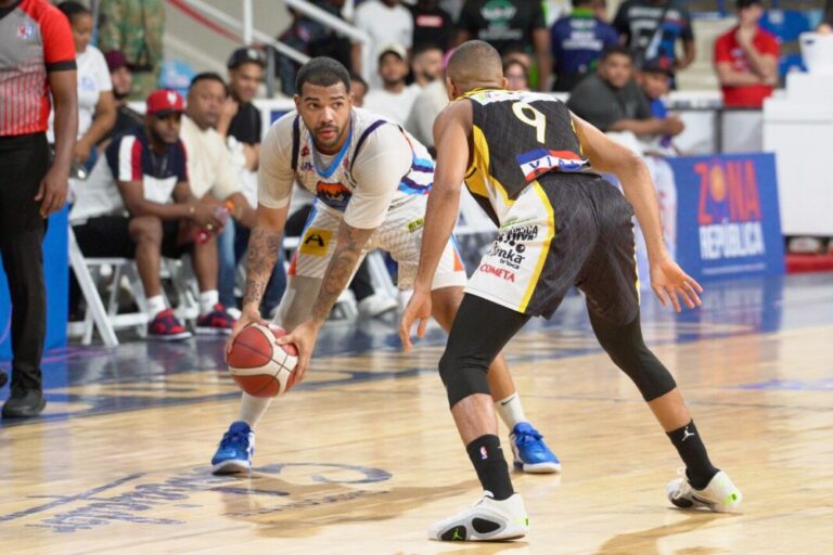 Los Prados se mete en pelea al derrotar a Rafael Barias