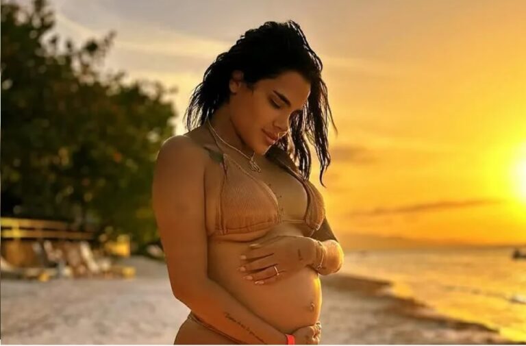 Martha Heredia revela que su bebé nació antes de tiempo y se recupera en cuidados intensivos