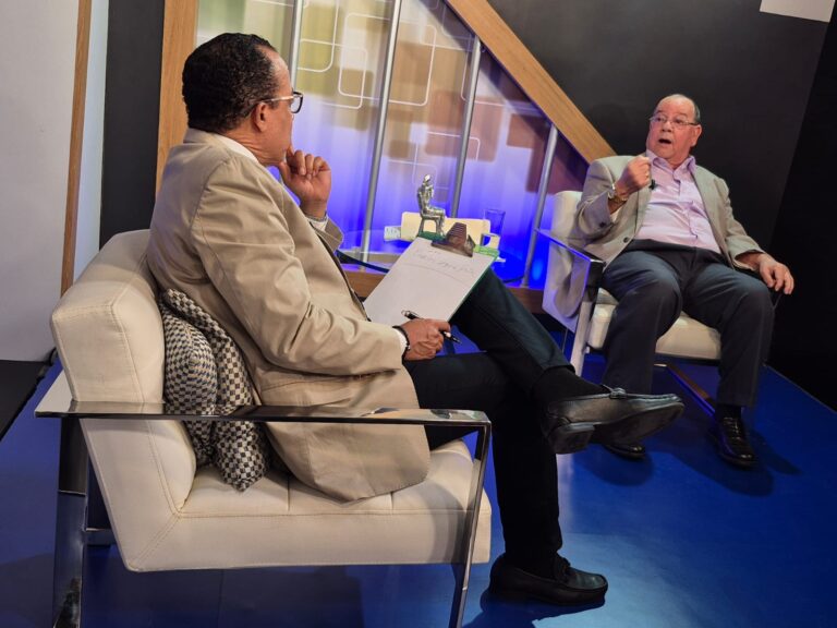 Carlos Segura Foster: «PRM arruina productores agrícolas; funcionarios del PRM son mentirosos, por eso la gente pide retorno PLD»