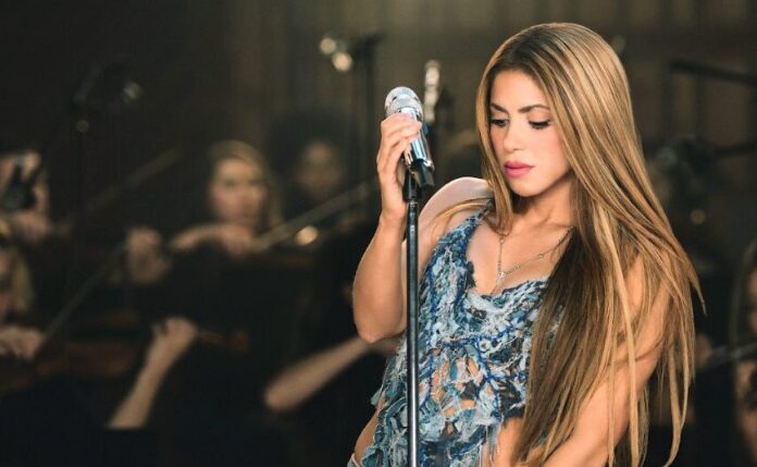 Shakira celebra con Spotify