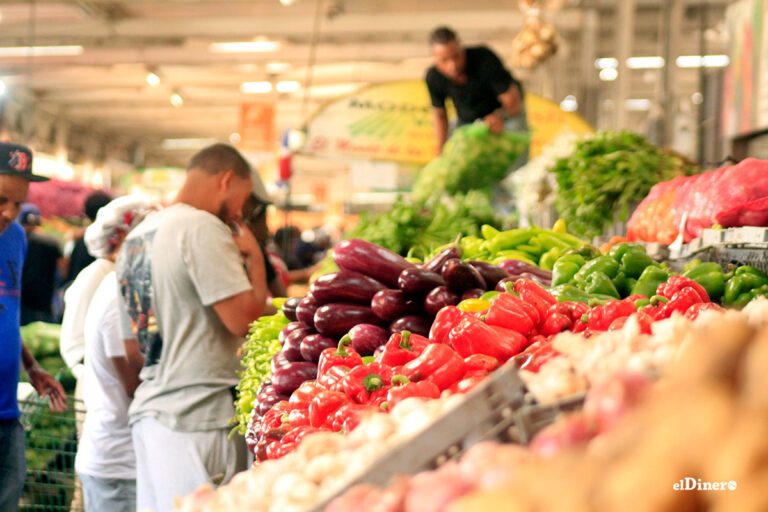 Coe instruye apertura comercio Gran santo domingo, San Pedro y Romana; se mantienen en alerta roja