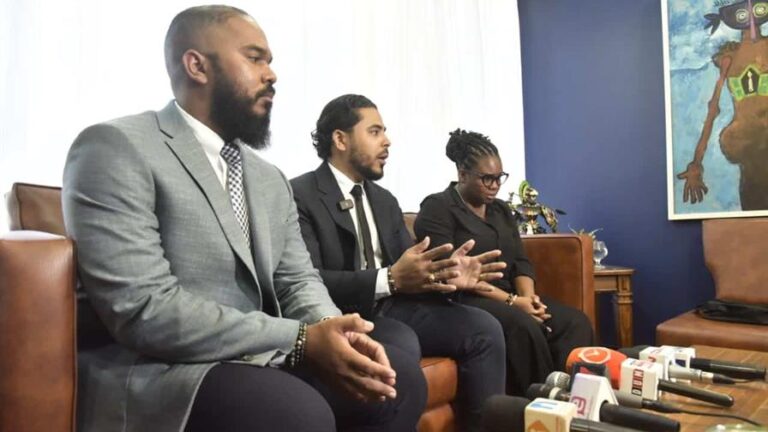 Procuraduría General designará nuevos investigadores en caso de niña fallecida durante excursión escolar en Santiago