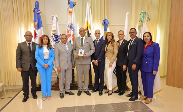 Contraloría lanza “Verifica CGR”, nuevo servicio para consultar tiempo real libramientos, pagos y contratos