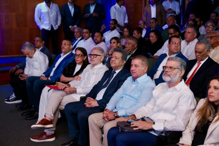 Funglode analiza el impacto de la inteligencia artificial en el desarrollo urbano y las infraestructuras dominicanas