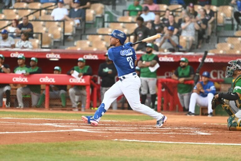 Francisco Mejía impulsa el despertar ofensivo del Licey en victoria sobre las Estrellas