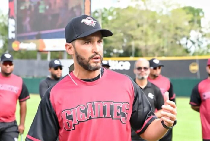 José Leger es nombrado coach de primera base de los Medias Blancas