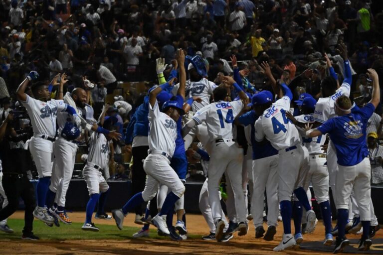 Licey pone fin a su mala racha ante Águilas