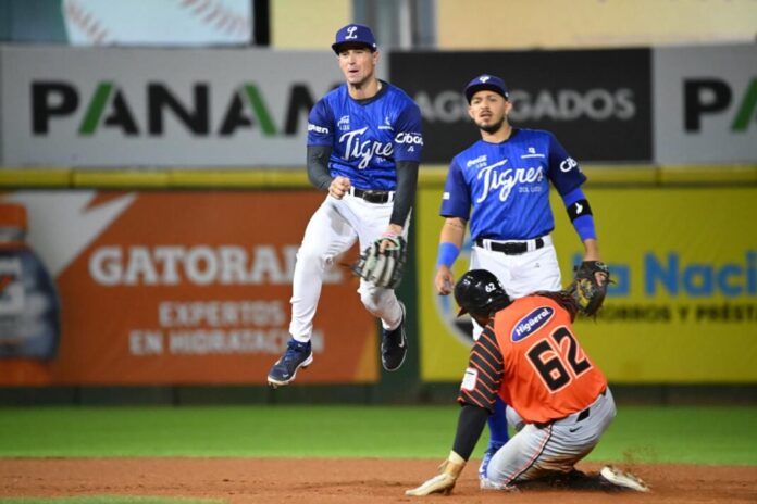 Licey remonta en el séptimo