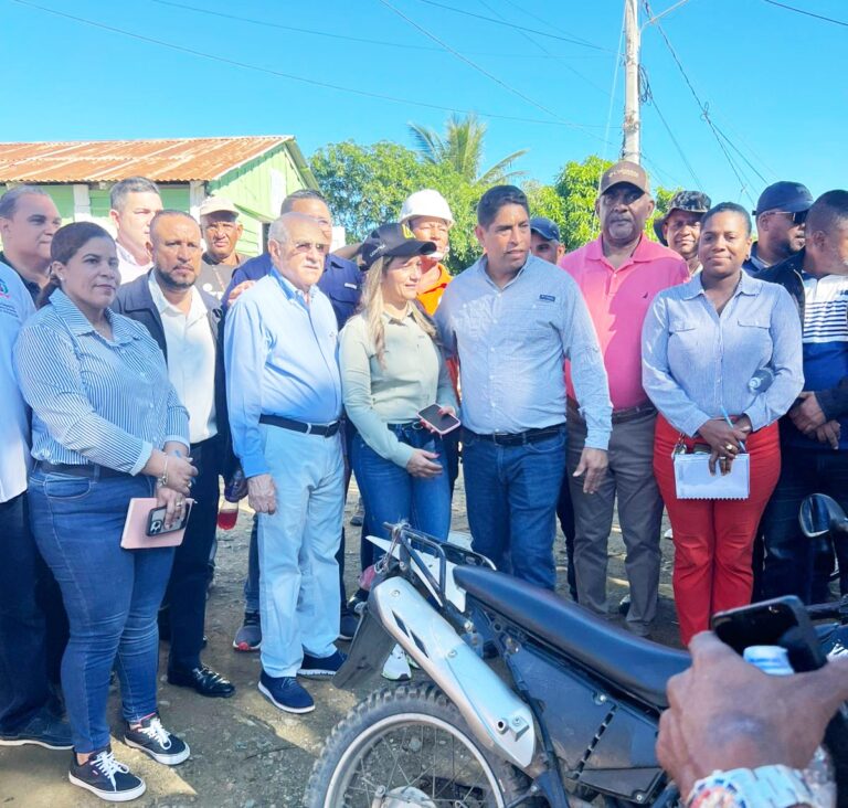 Visitan zonas afectadas en Mao para coordinar asistencia a damnificados