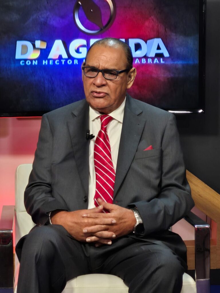 Video- Director del Listín Diario: Se visualiza la generación de periodistas Robot