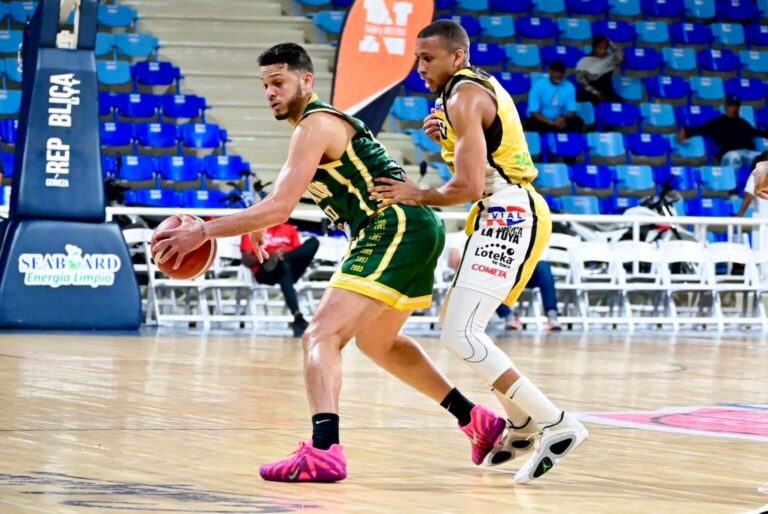 San Carlos reacciona con furia y le empareja al Rafael Barias la serie semifinal A