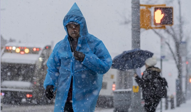 Condiciones invernales se adelantan en Estados Unidos hasta con caída de nieve en Hawái