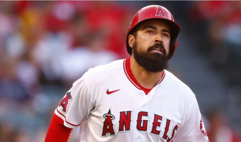 Anthony Rendón no jugará en 2026 tras reestructurar su contrato con los Angelinos