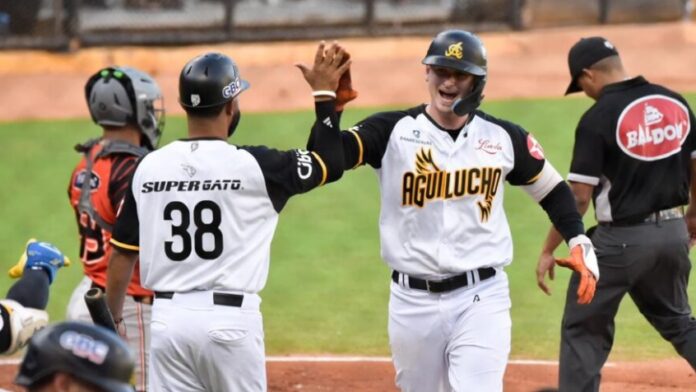 Águilas Cibaeñas blanquean a los Toros