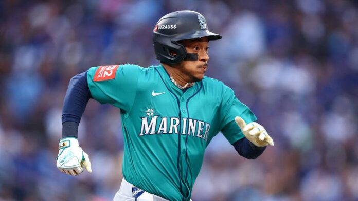 Jorge Polanco acuerda contrato de dos años