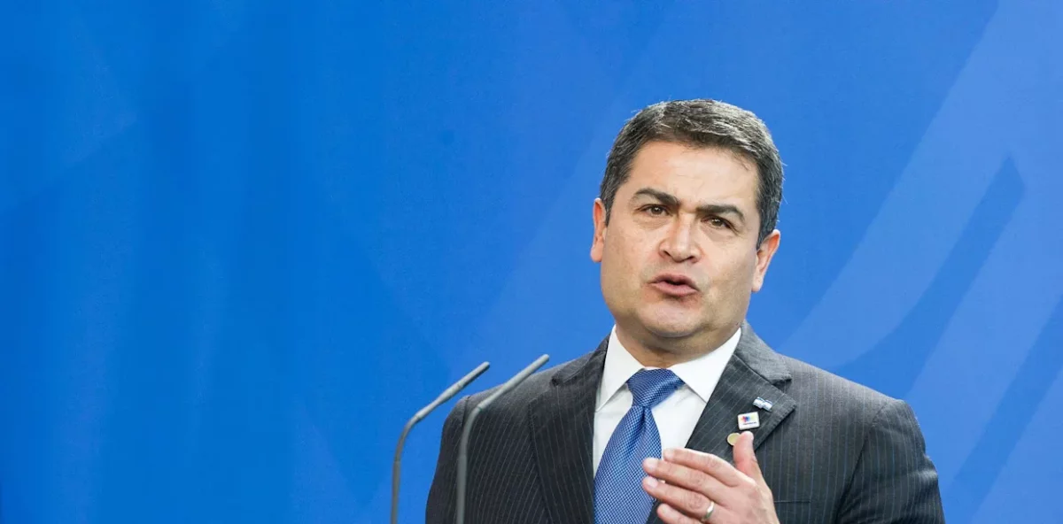 El expresidente hondureño Juan Orlando Hernández fue liberado en EE.UU. tras indulto de Trump