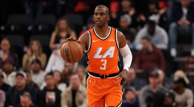 Los Clippers mandan a Chris Paul a su casa