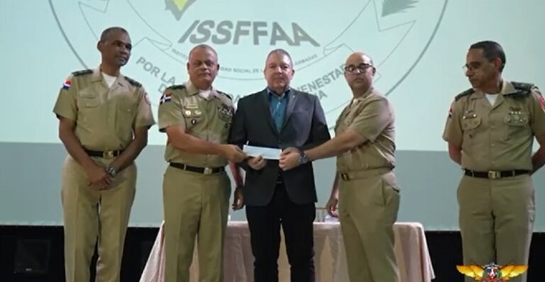 Ministerio de Defensa inicia entrega de “Cheque Sueldo por Año” a militares recientemente retirados