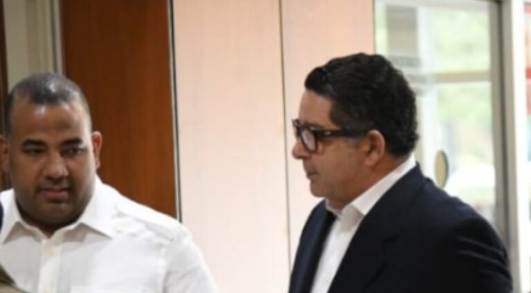 Exdirector de Senasa, su sobrino y un empresario quedan presos por instrucciones de la PGR