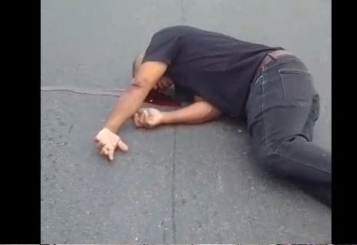 Hombre se suicida al lanzarse del puente peatonal del kilómetro 9 de la Autopista Duarte