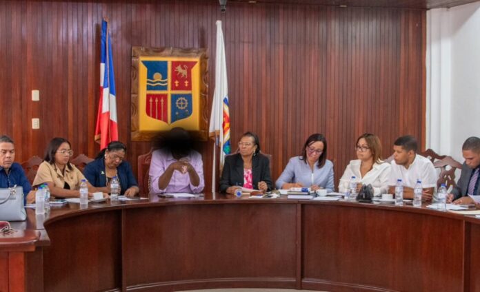 Tribunal ordena a 14 ediles de La Romana