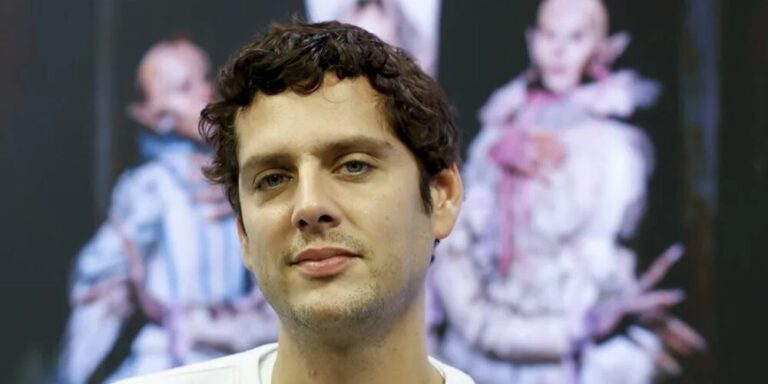 El actor y cineasta español Eduardo Casanova anuncia que tiene VIH