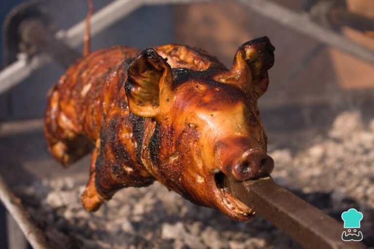 Reportaje- Compradores al grito por alto precios alimentos, vendedores se quejan porque ventas están bajas