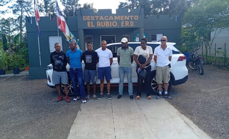 Arrestan por segunda vez a canadiense que transportaba indocumentados